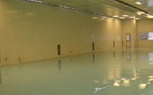 泾川自流平环氧地坪中涂