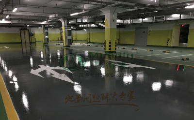 ‌旧地面翻新方案：泾川环氧地坪涂层覆盖混凝土裂缝修复技术